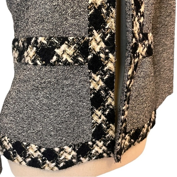 Debbie Shuchat Designer Grey Tweed Blazer with Boucle Trim Details - Picture 6 of 16